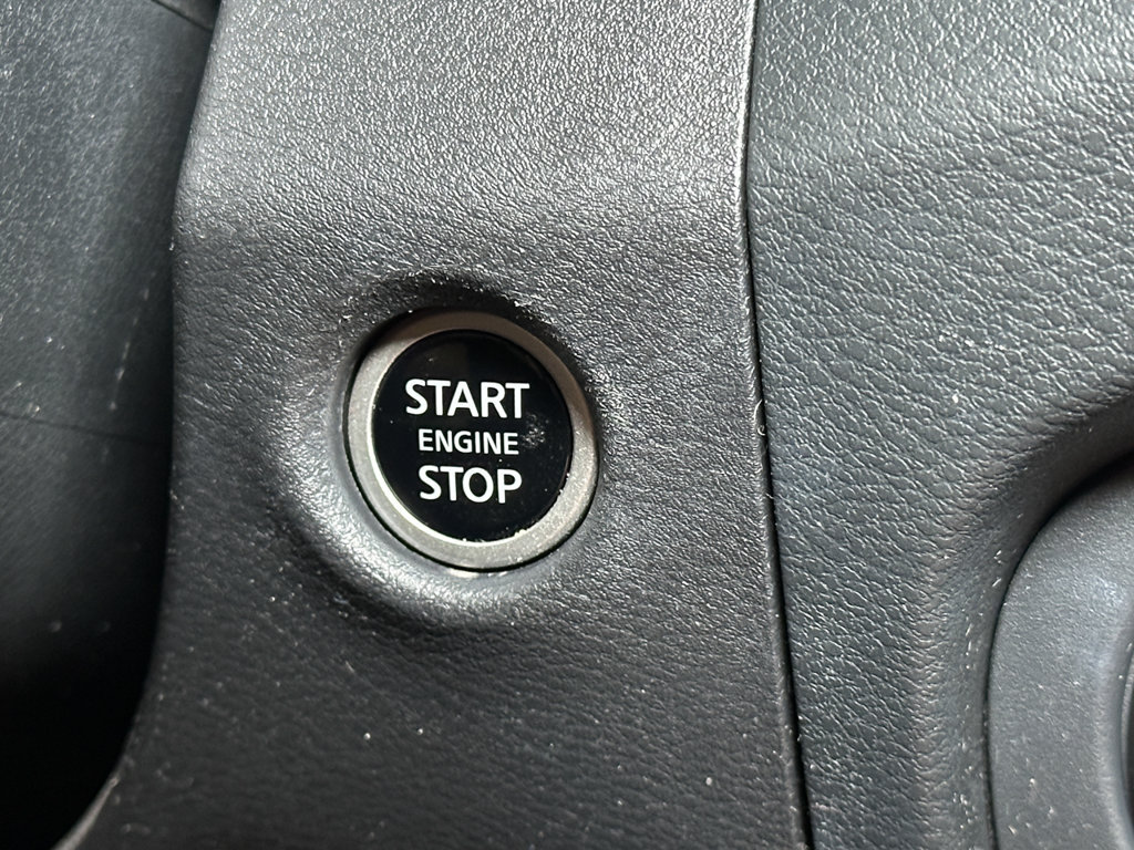 Used 2024 Nissan Frontier SV AWD/4WD image 27