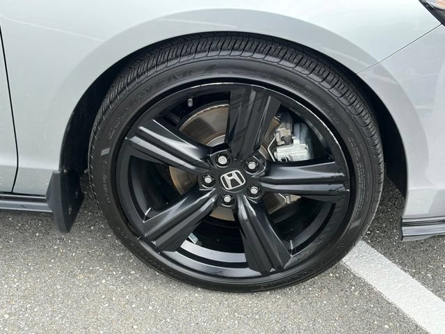 Certified 2024 Honda Accord Sport image 11
