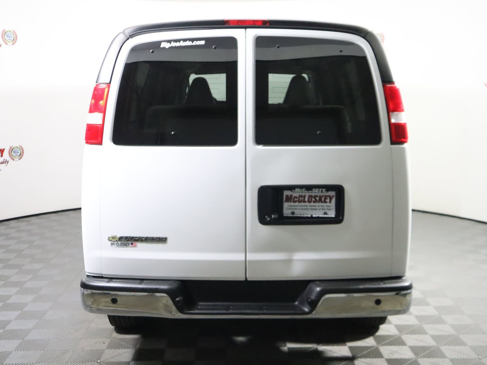 Used 2023 Chevrolet Express 3500 LT w/ LT Preferred Equipment Group image 6