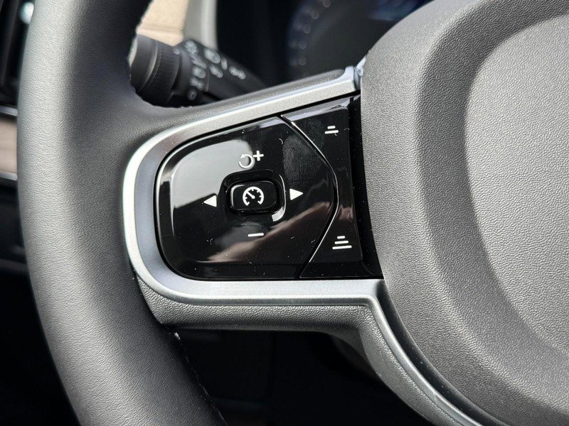 New 2026 Volvo XC90 T8 Ultra w/ Protection Package image 12