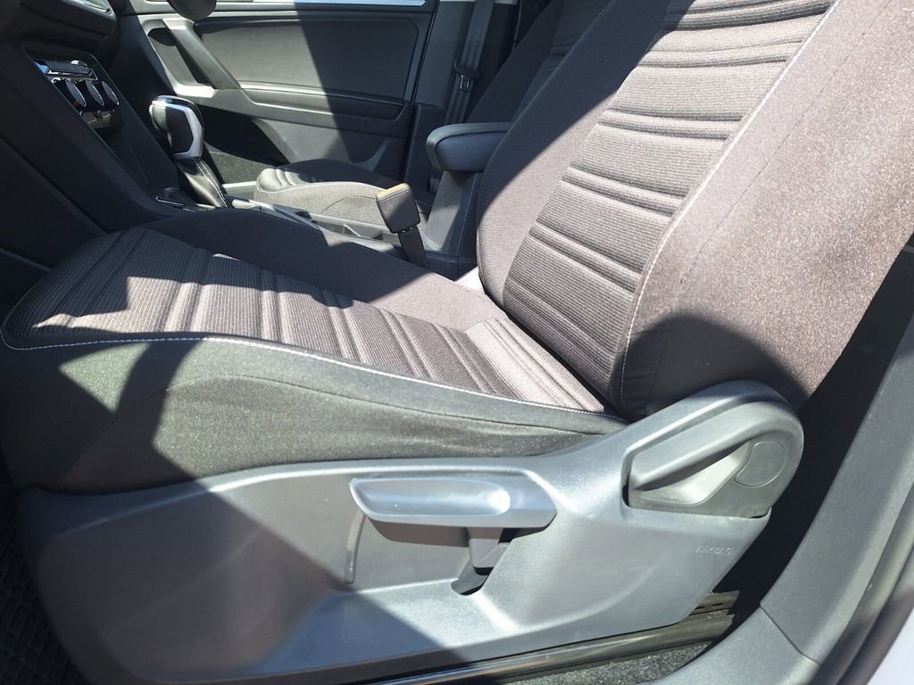 Used 2024 Volkswagen Tiguan S w/ MDO Package, Three-Row image 10
