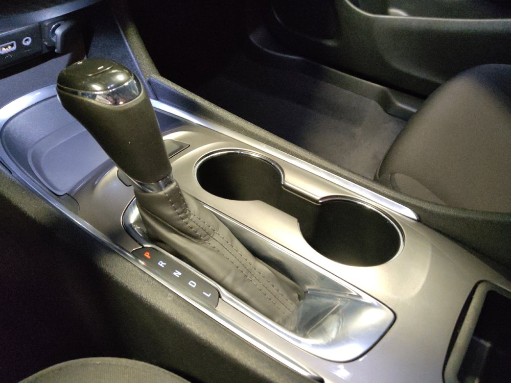 Used 2020 Chevrolet Malibu LT FWD image 26