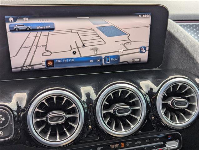 Used 2025 Mercedes-Benz GLA 250 image 14