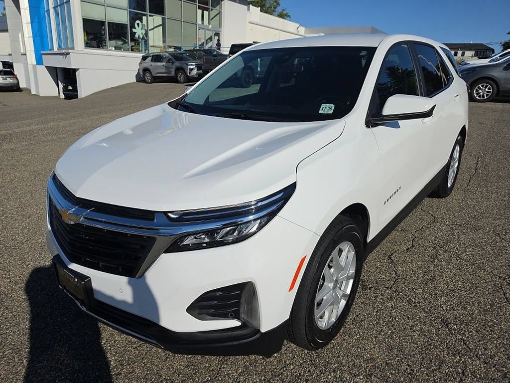 Used 2024 Chevrolet Equinox LT AWD/4WD image 7
