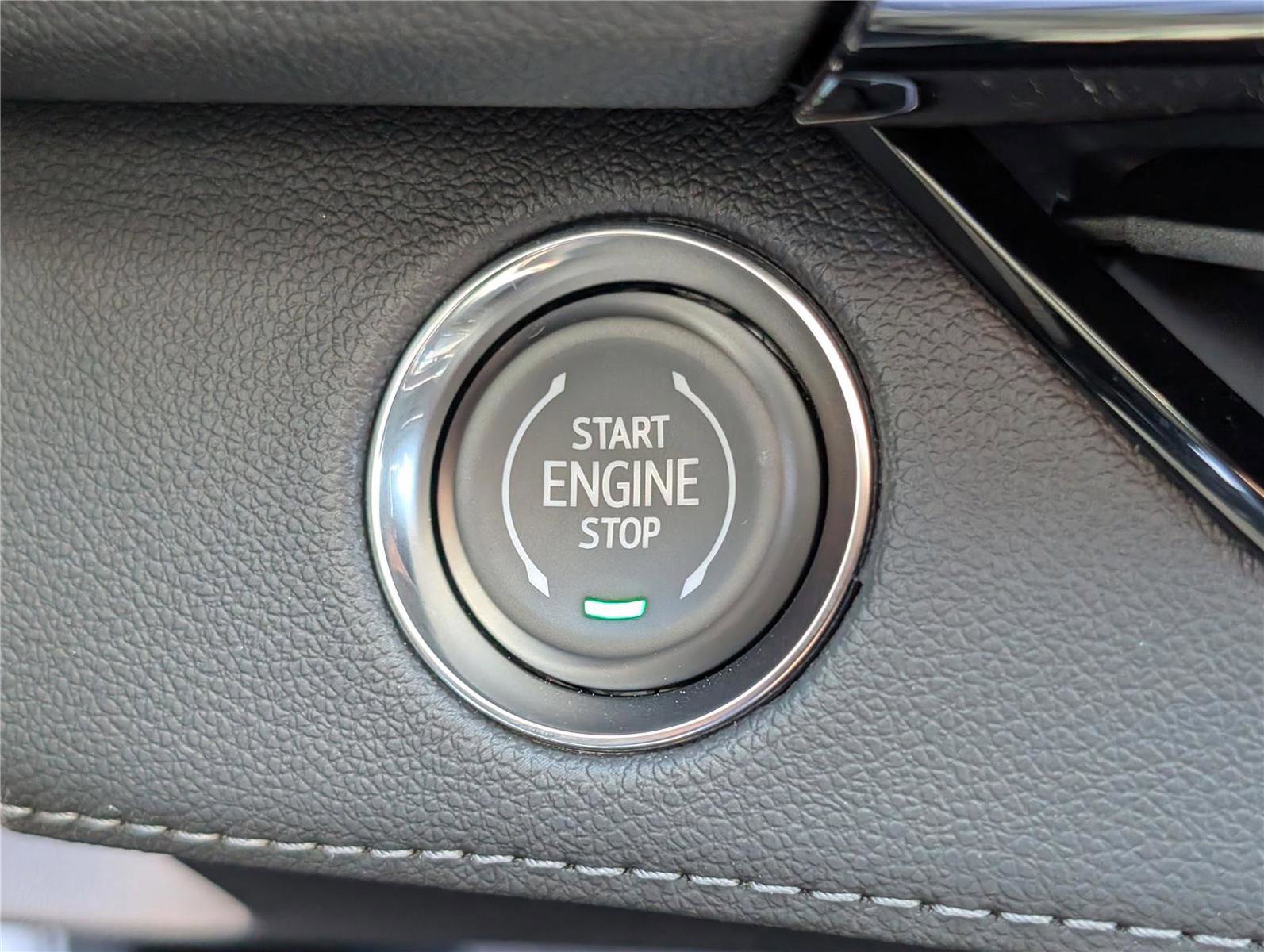 New 2026 Buick Enclave Preferred w/ Power Package image 23