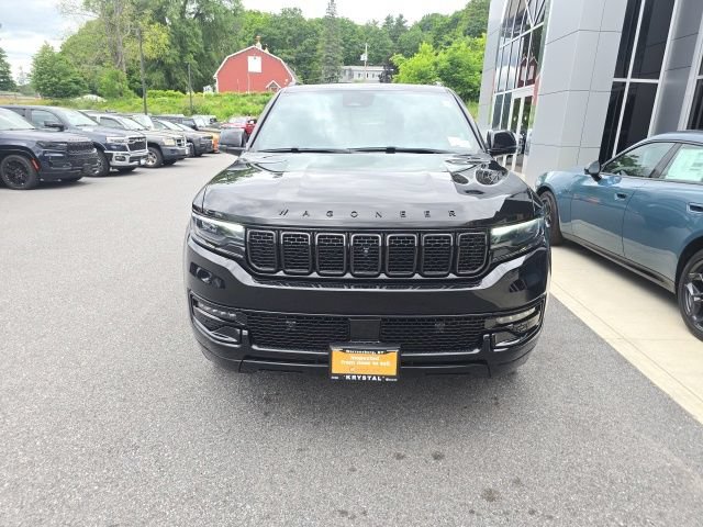 Used 2022 Jeep Wagoneer Series I AWD/4WD image 2
