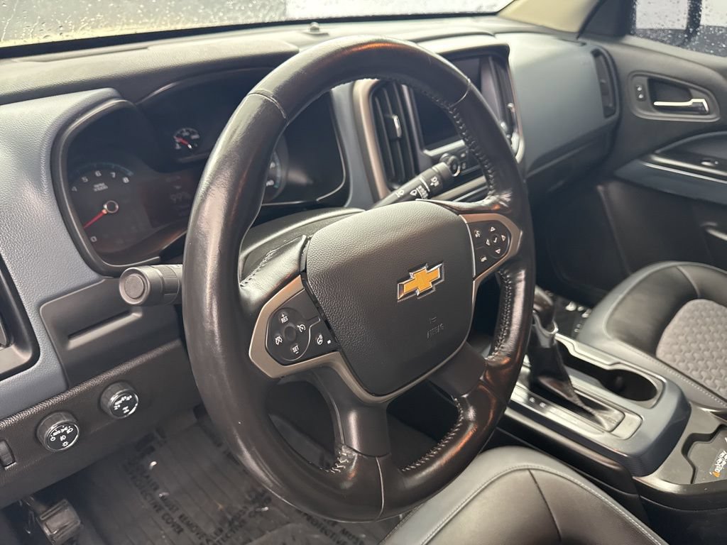 Used 2022 Chevrolet Colorado Z71 AWD/4WD image 9