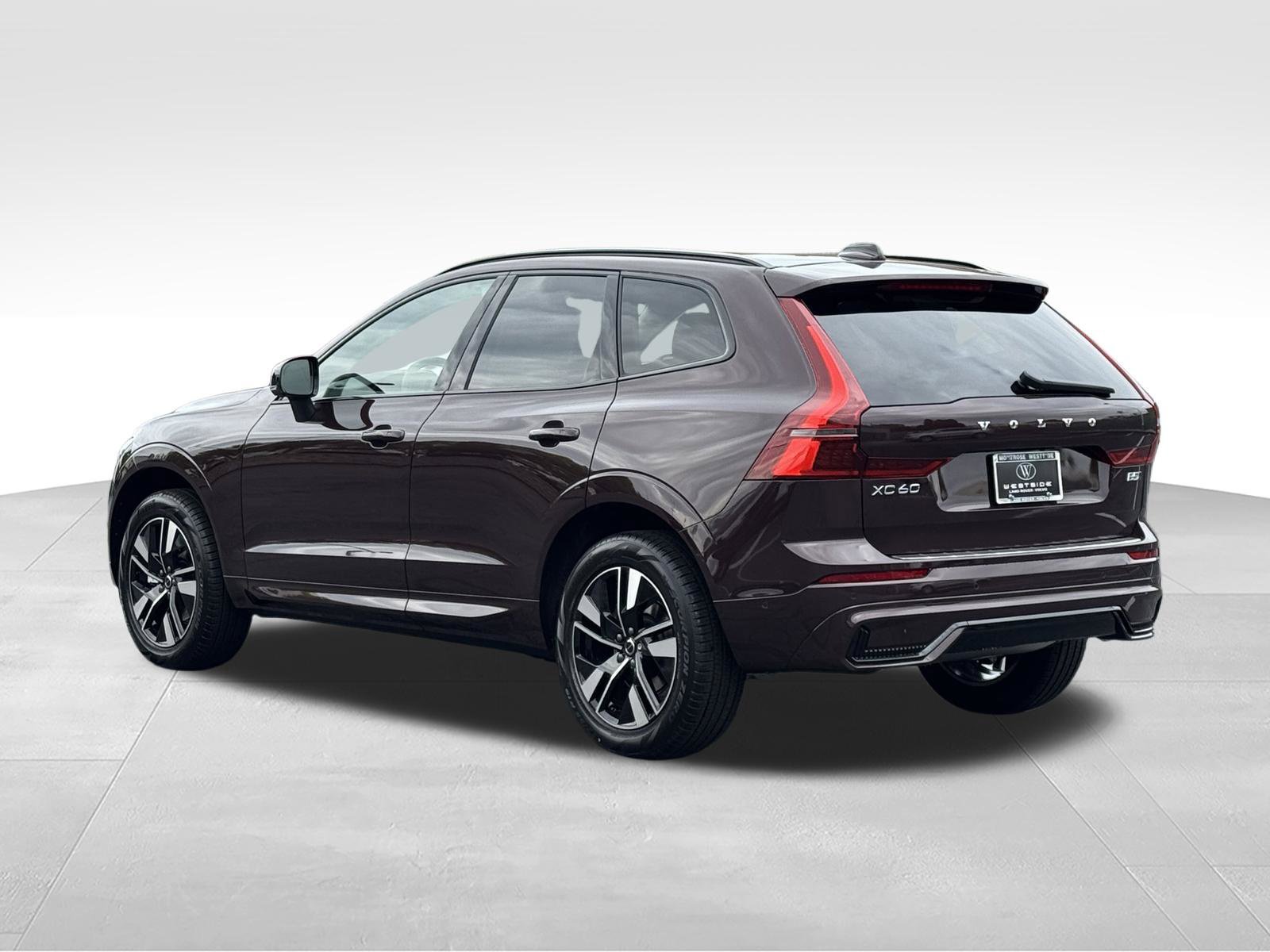 New 2026 Volvo XC60 B5 Plus w/ Protection Package Premier AWD/4WD image 6