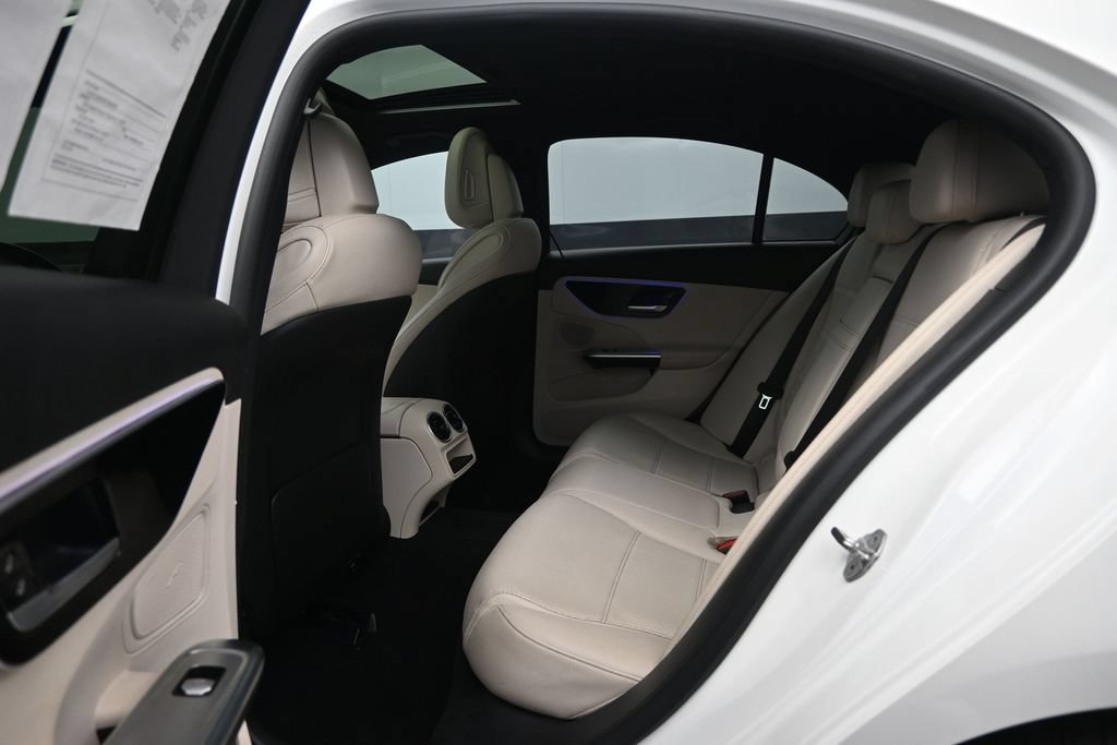 Used 2023 Mercedes-Benz C 300 4MATIC Sedan image 29