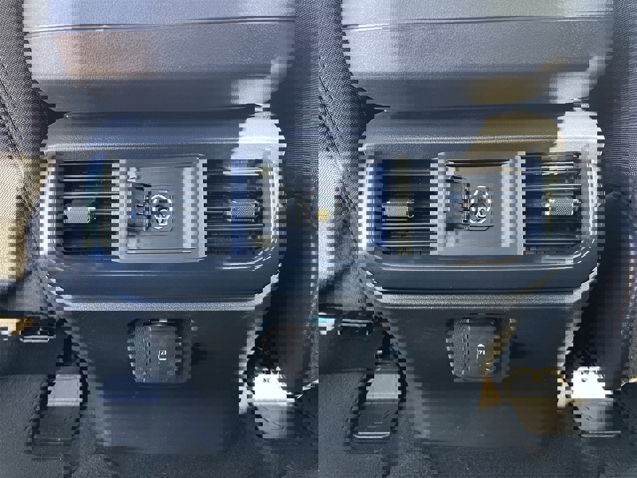 Used 2024 Ford F150 STX image 27