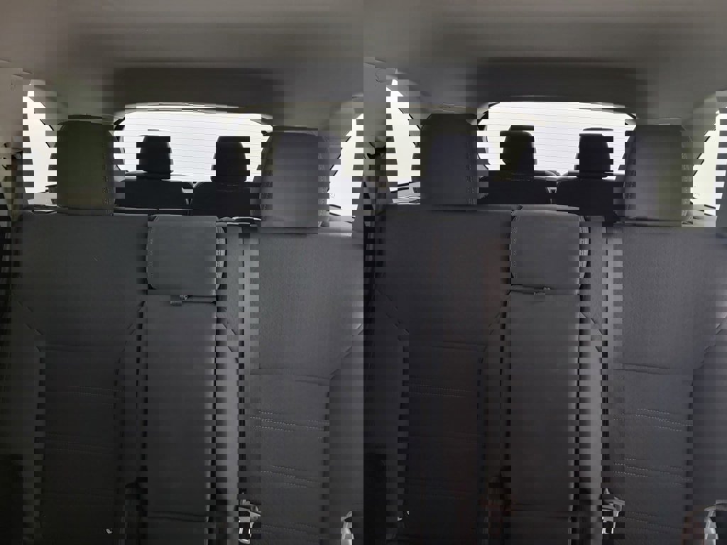 Used 2019 Kia Sorento LX image 13