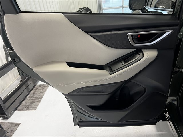 Used 2024 Subaru Forester image 12