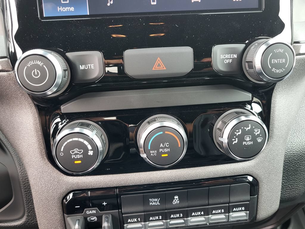New 2026 RAM 2500 Tradesman w/ Bed Convenience Group AWD/4WD image 21
