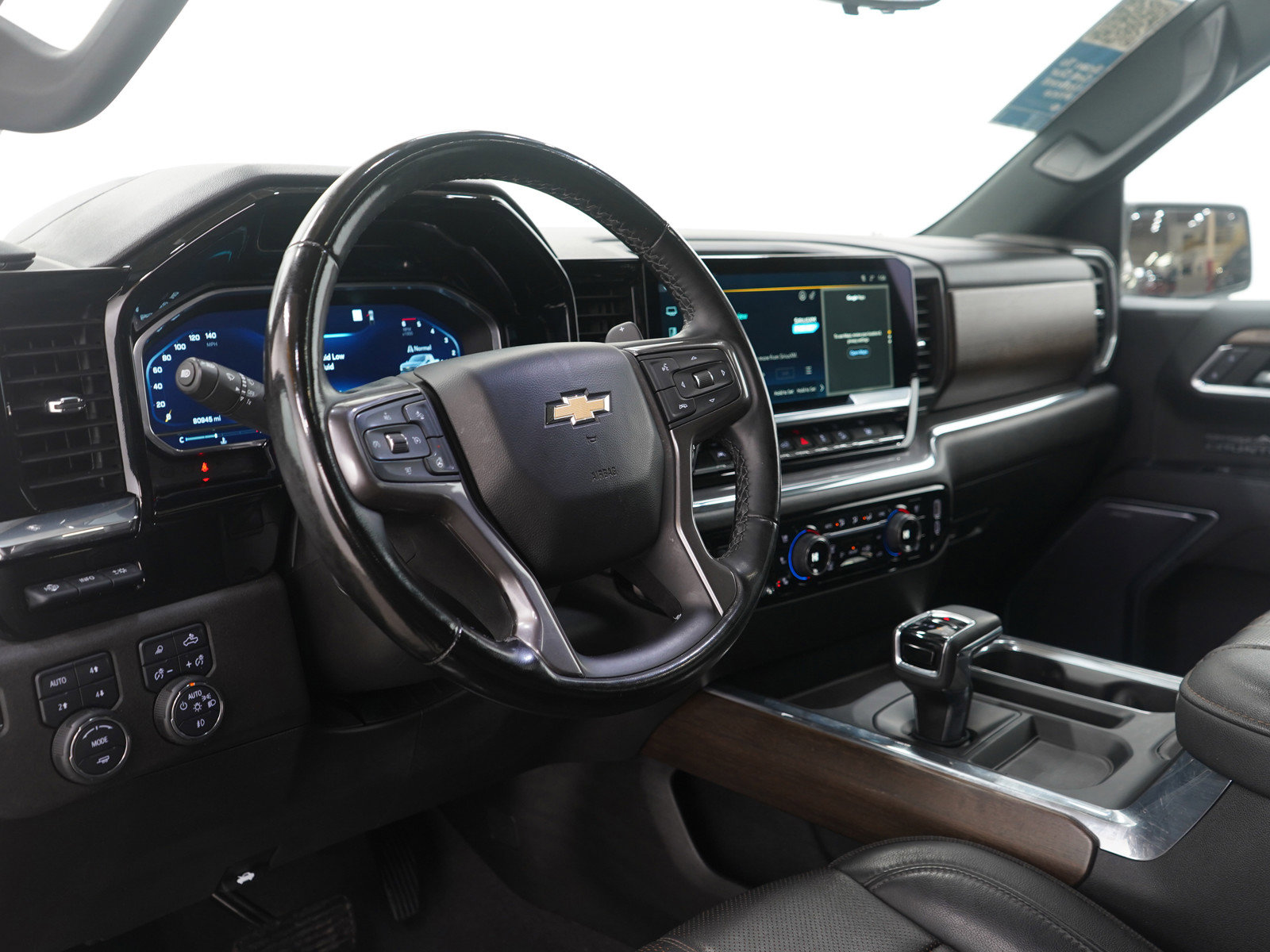 Used 2023 Chevrolet Silverado 1500 High Country w/ Technology Package image 26