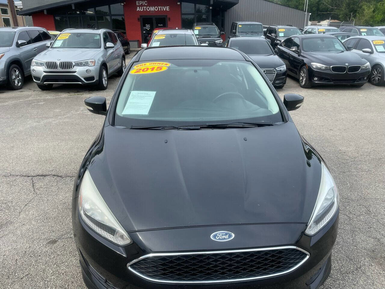 Used 2015 Ford Focus SE w/ SE Sport Package image 12