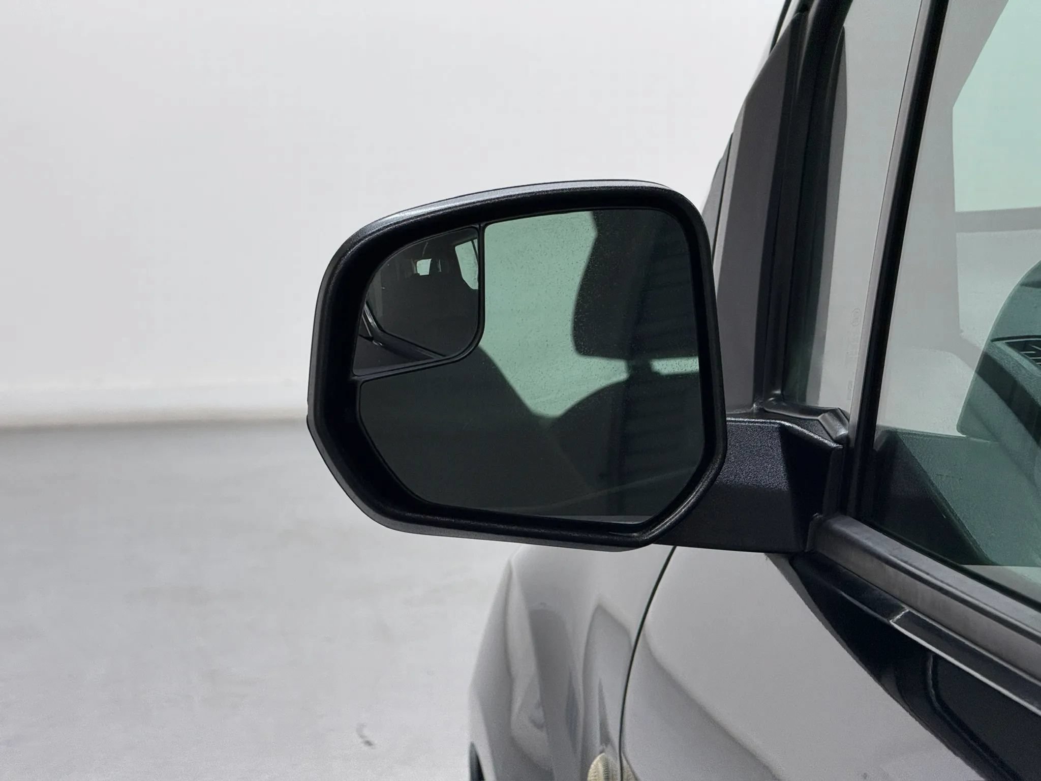 Used 2020 Ford Transit Connect XL FWD image 95