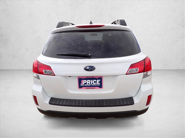 Used 2014 Subaru Outback 3.6R Limited w/ Moonroof Package image 3