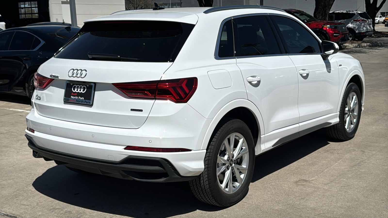 Used 2025 Audi Q3 2.0T Premium Plus w/ Premium Plus Package image 7