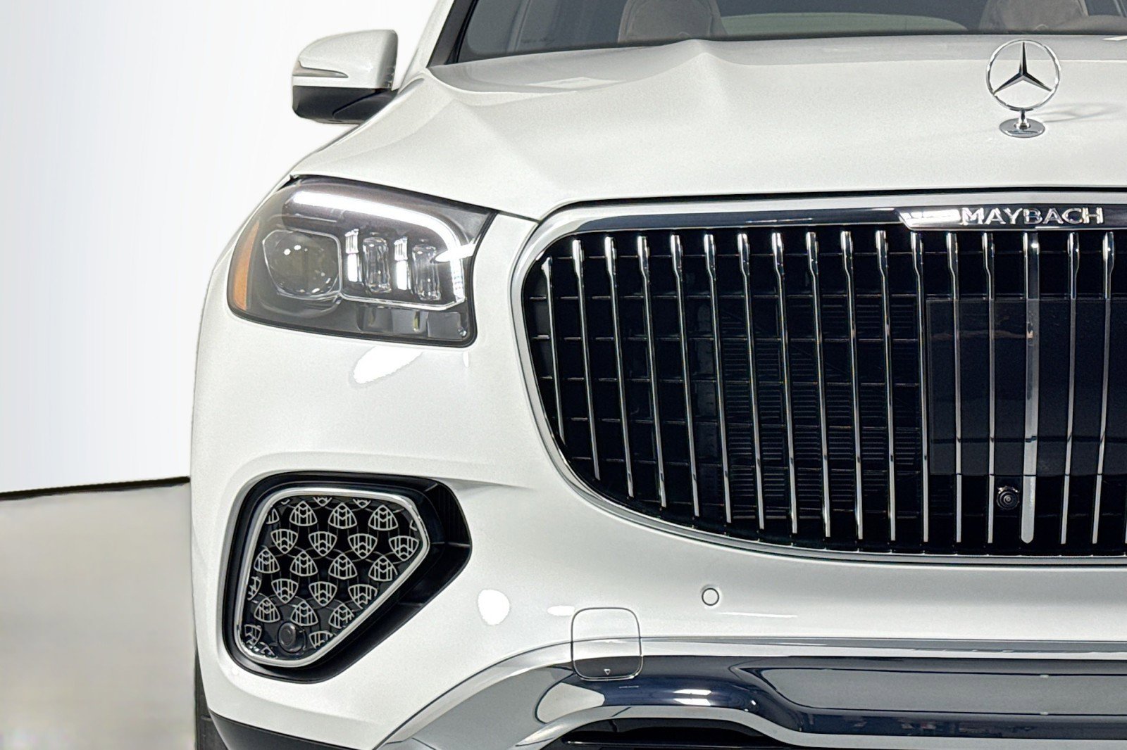 New 2026 Mercedes-Benz Maybach GLS 600 4MATIC image 16