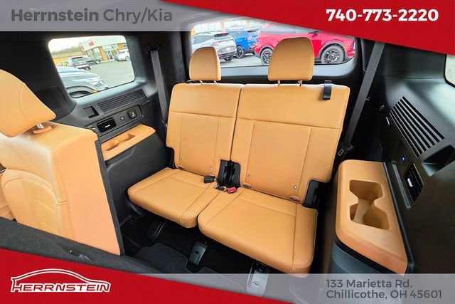 Used 2025 Hyundai Santa Fe Limited image 21