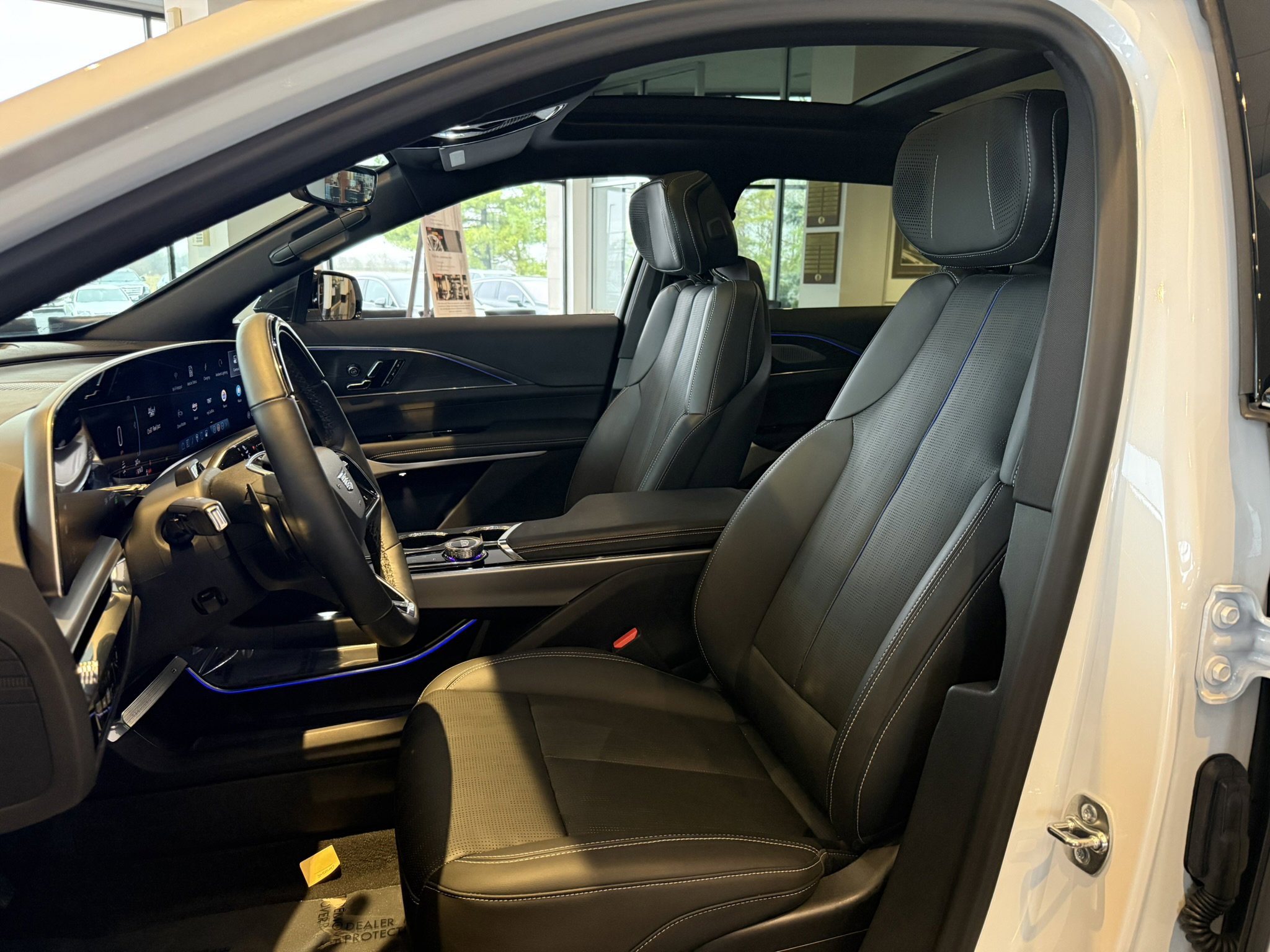 Certified 2024 Cadillac Lyriq Luxury w/ LPO, Floor Liner Package image 17