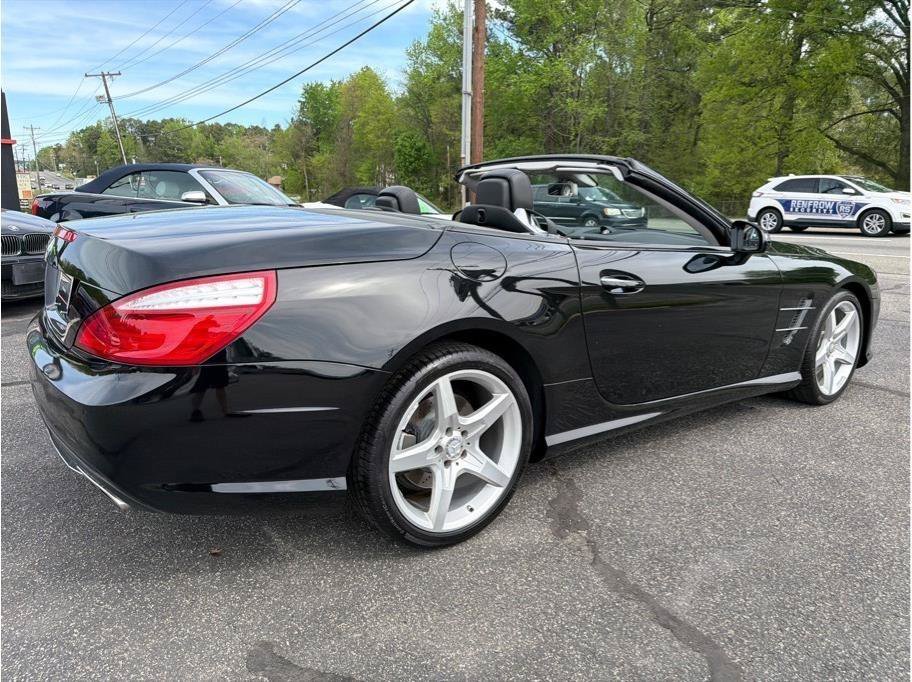 Used 2015 Mercedes-Benz SL 550 image 6