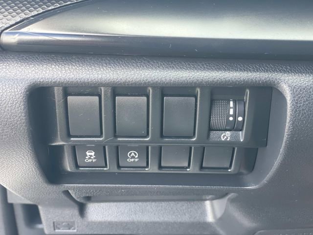 Used 2020 Subaru Forester w/ Alloy Wheel Package AWD/4WD image 17