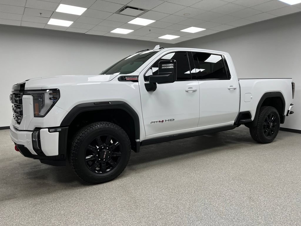 Used 2024 GMC Sierra 3500 AT4 w/ AT4 Premium Plus Package AWD/4WD image 6