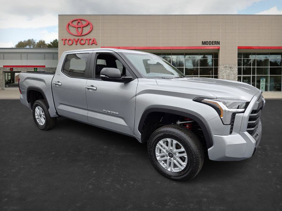 New 2026 Toyota Tundra SR5 image 3