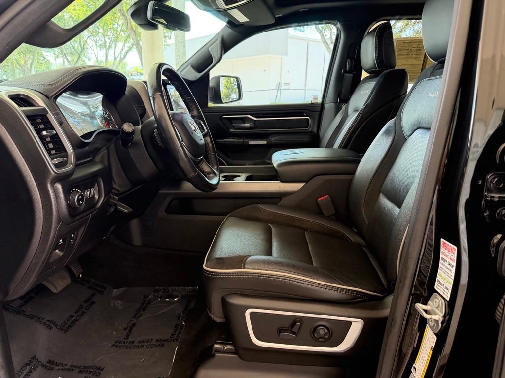 Used 2020 RAM 1500 Laramie w/ Sport Appearance Package AWD/4WD image 6