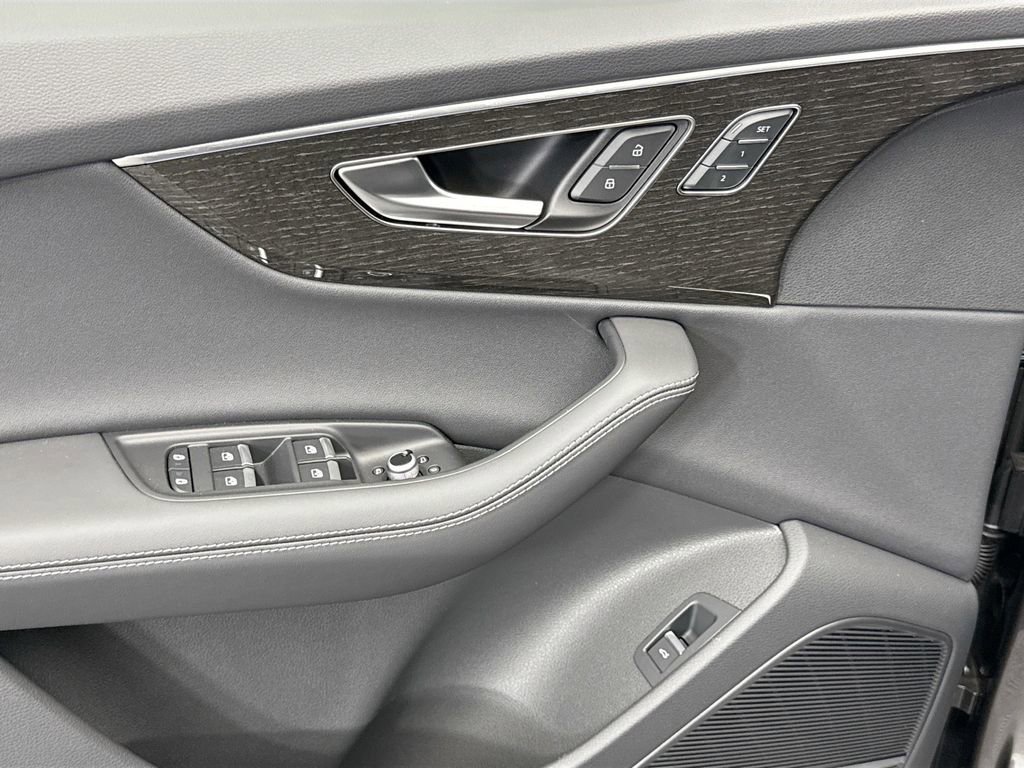 New 2026 Audi Q7 3.0T Premium Plus image 24
