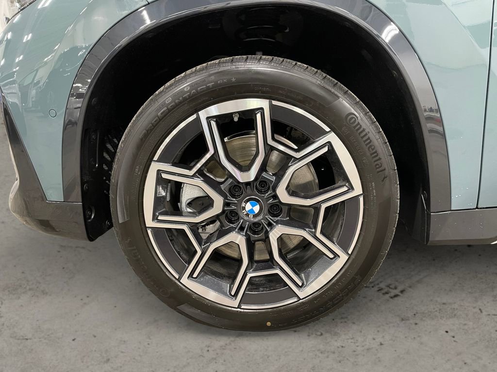 New 2026 BMW X1 xDrive28i w/ Technology Package AWD/4WD image 14