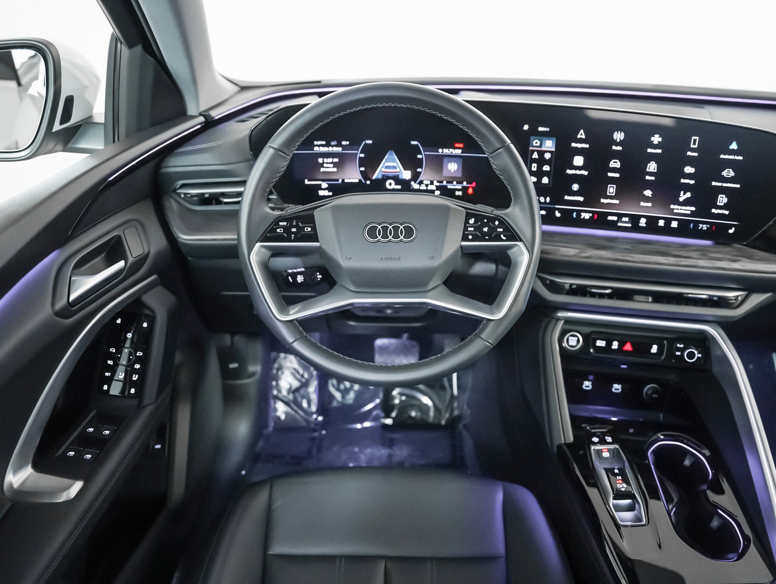 Certified 2025 Audi Q5 Premium w/ Convenience Package image 15