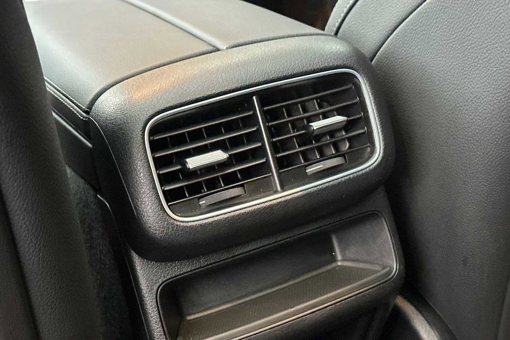 Certified 2025 Mercedes-Benz GLE 350 4MATIC image 16