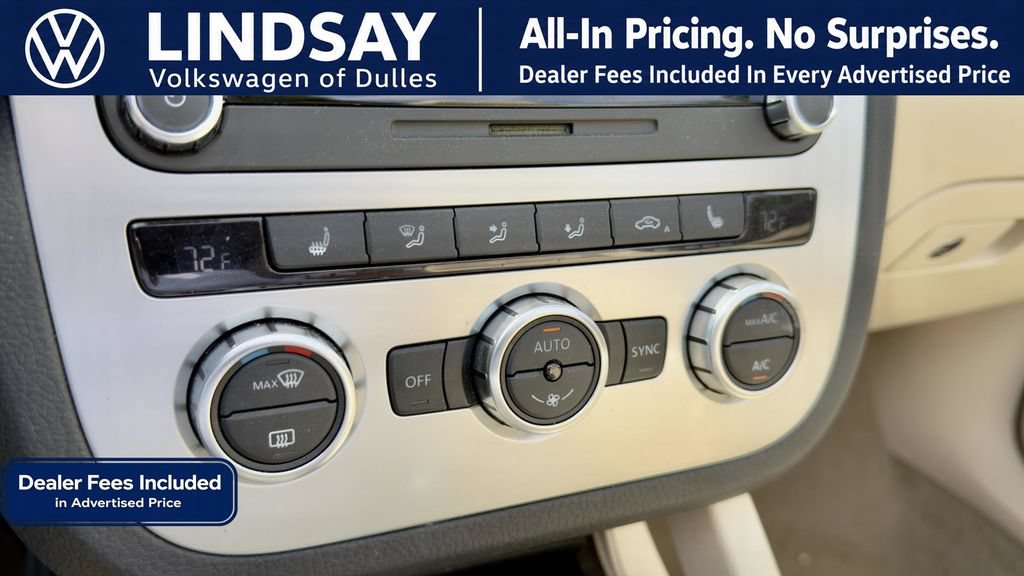 Used 2014 Volkswagen Eos Executive FWD image 21