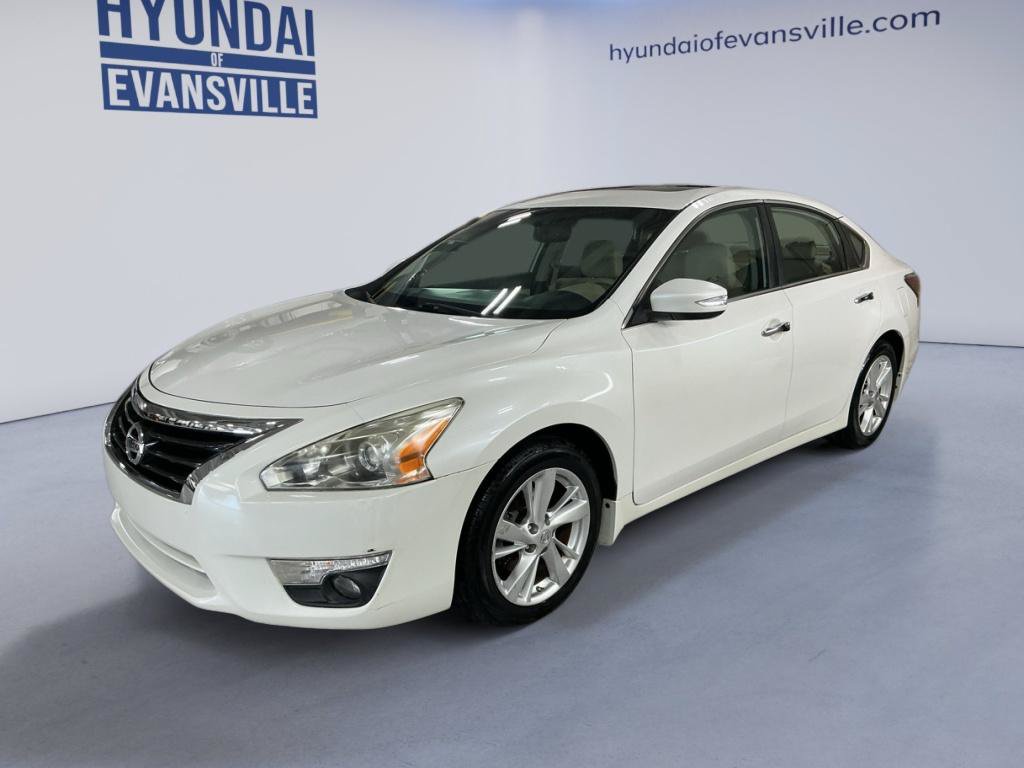 Used 2015 Nissan Altima 2.5 SL w/ Technology Package FWD image 2