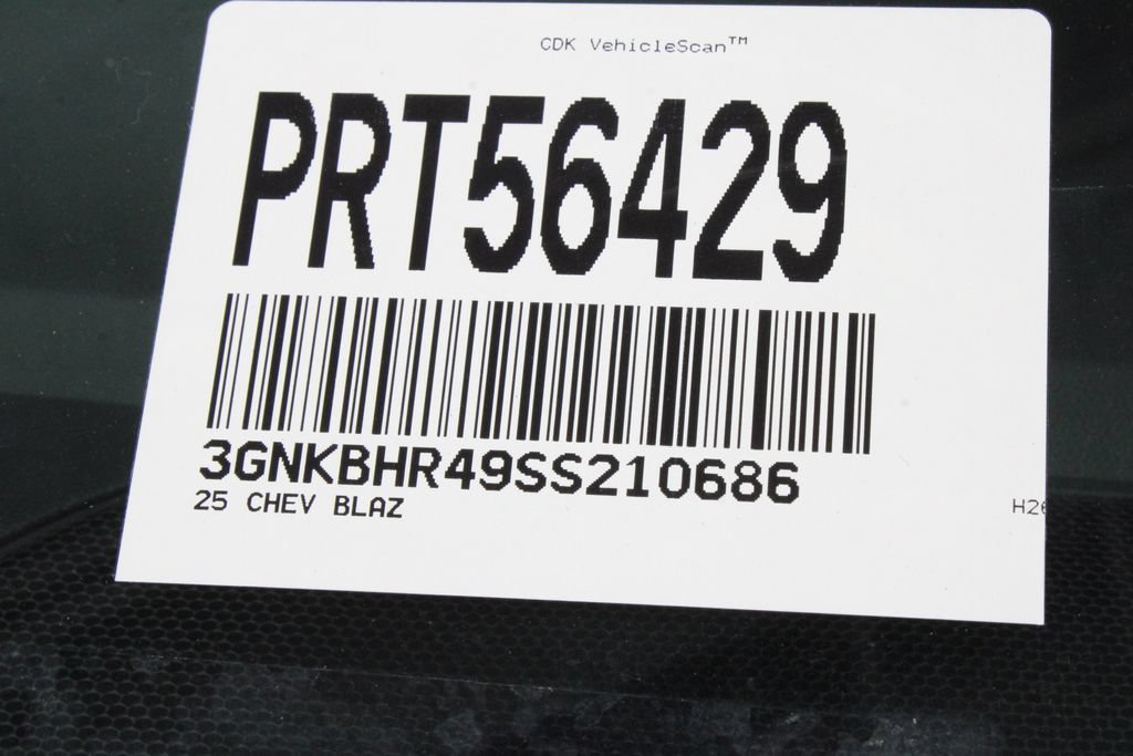 Used 2025 Chevrolet Blazer LT AWD/4WD image 34