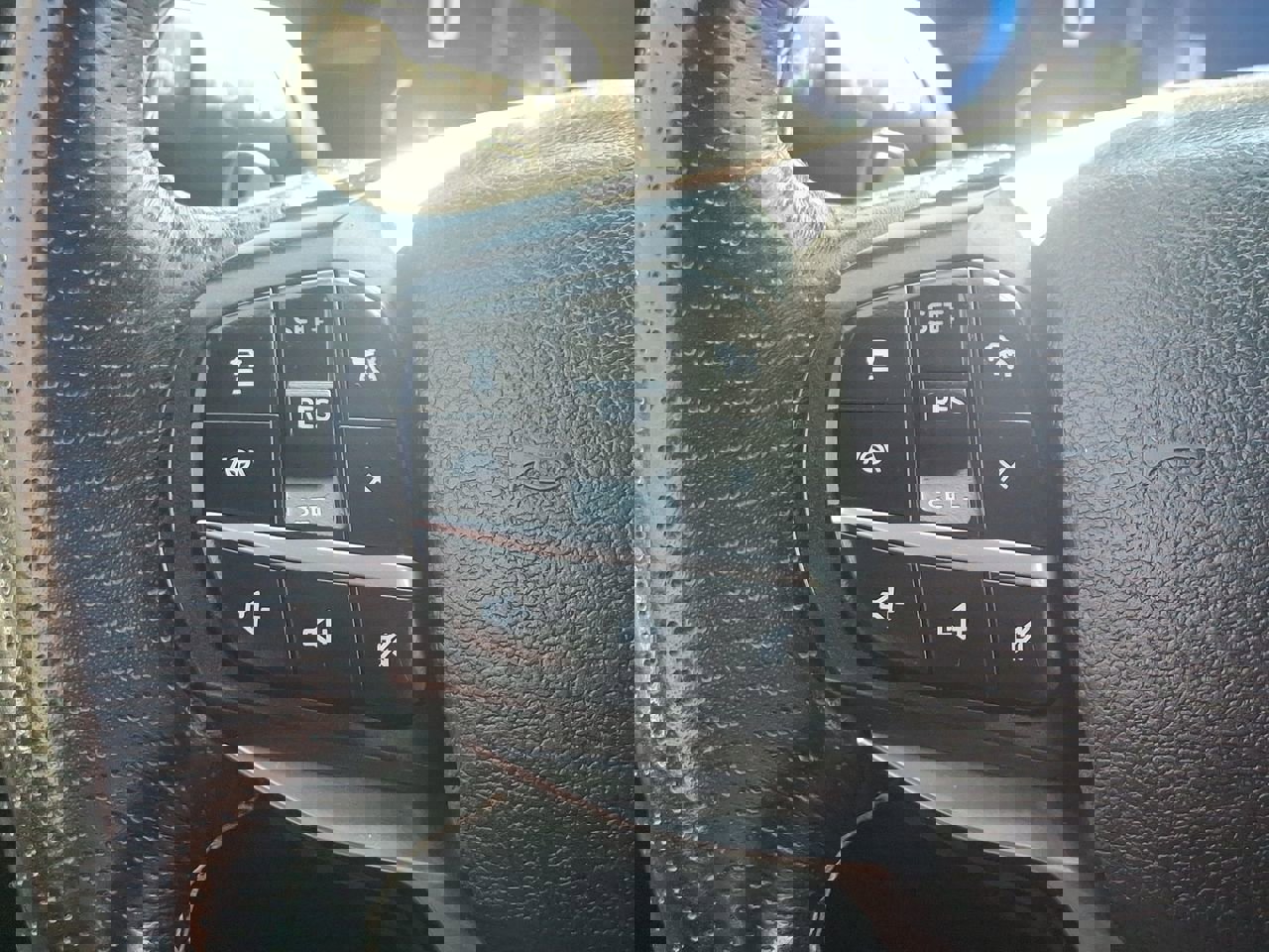 Used 2020 Ford Explorer ST image 17