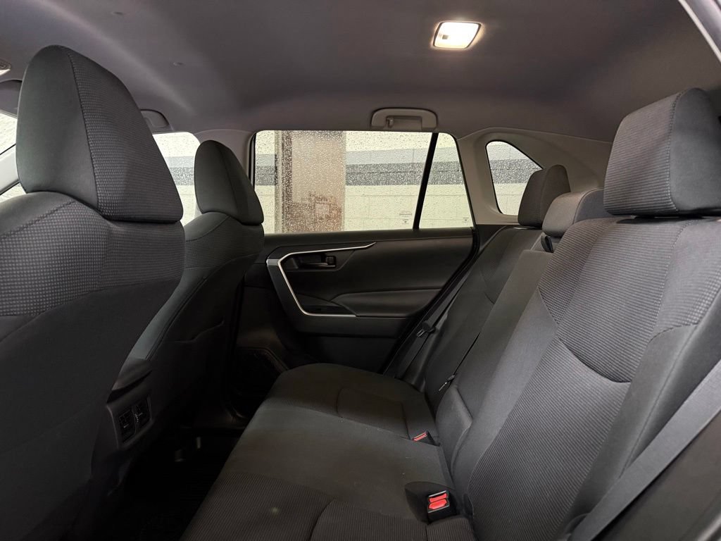 Used 2024 Toyota RAV4 LE AWD/4WD image 17