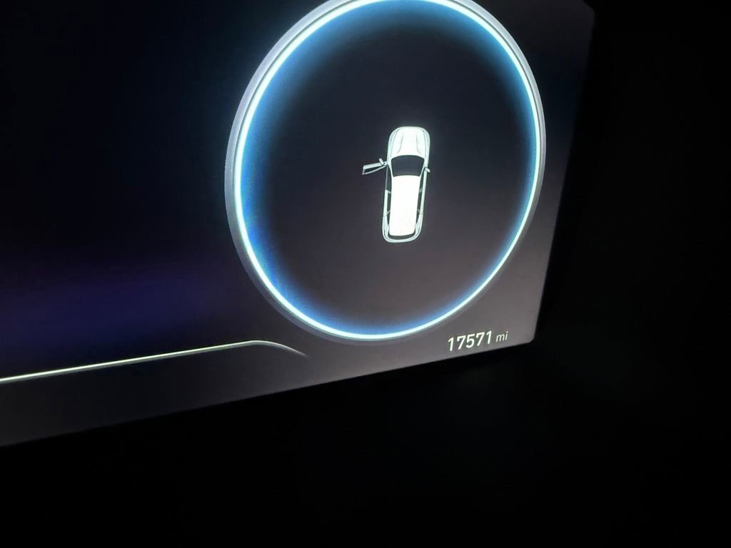 Certified 2023 Hyundai Santa Fe SEL Premium image 3