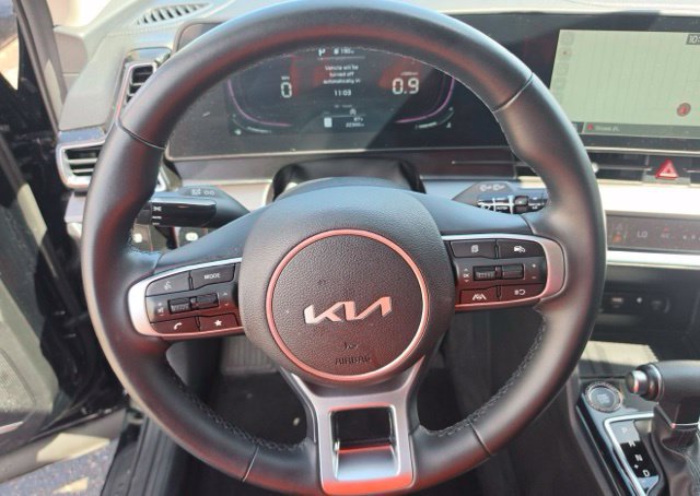 Certified 2023 Kia Sportage EX FWD image 7