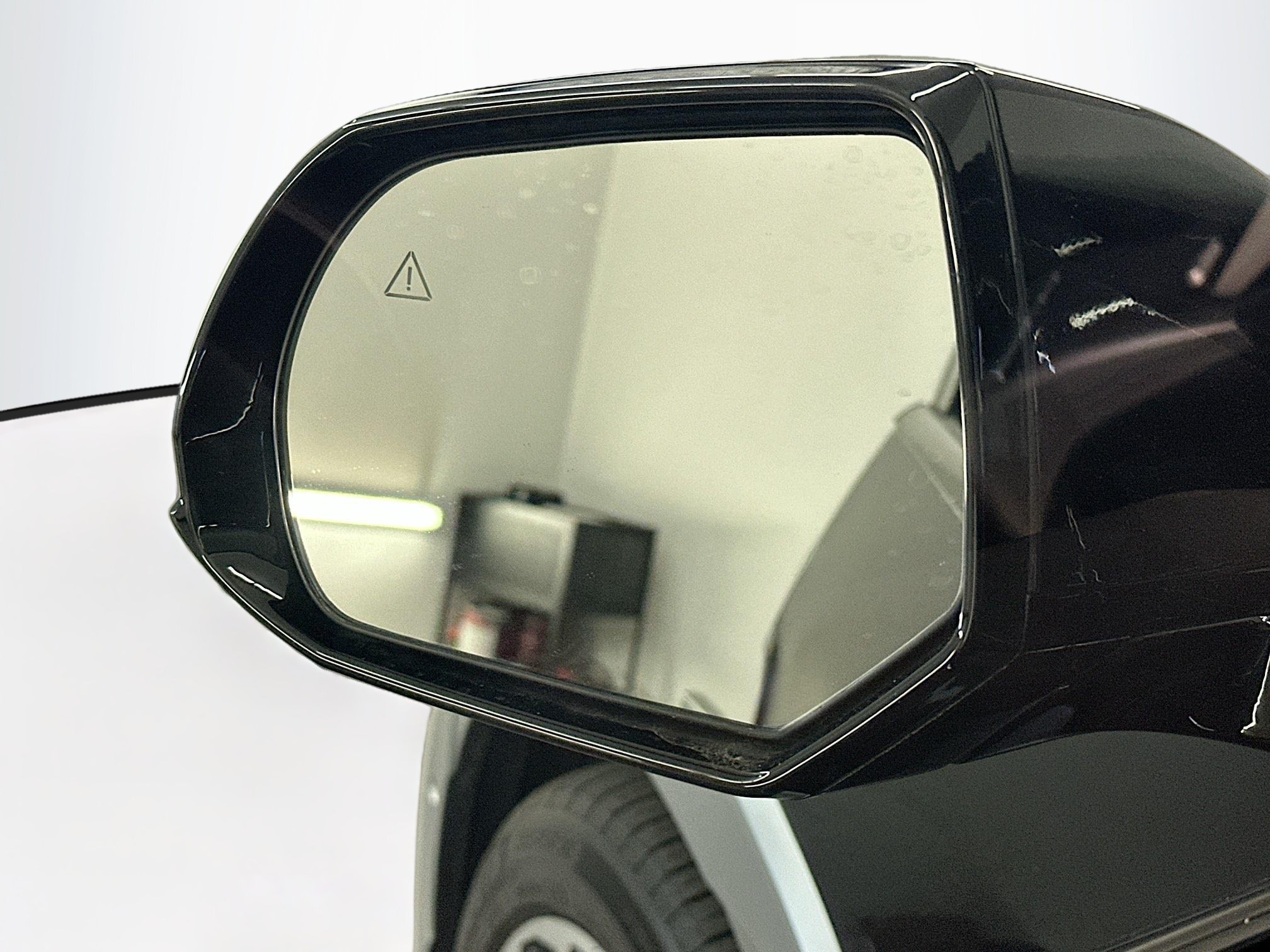 Used 2023 Hyundai Ioniq 5 Limited AWD/4WD image 16