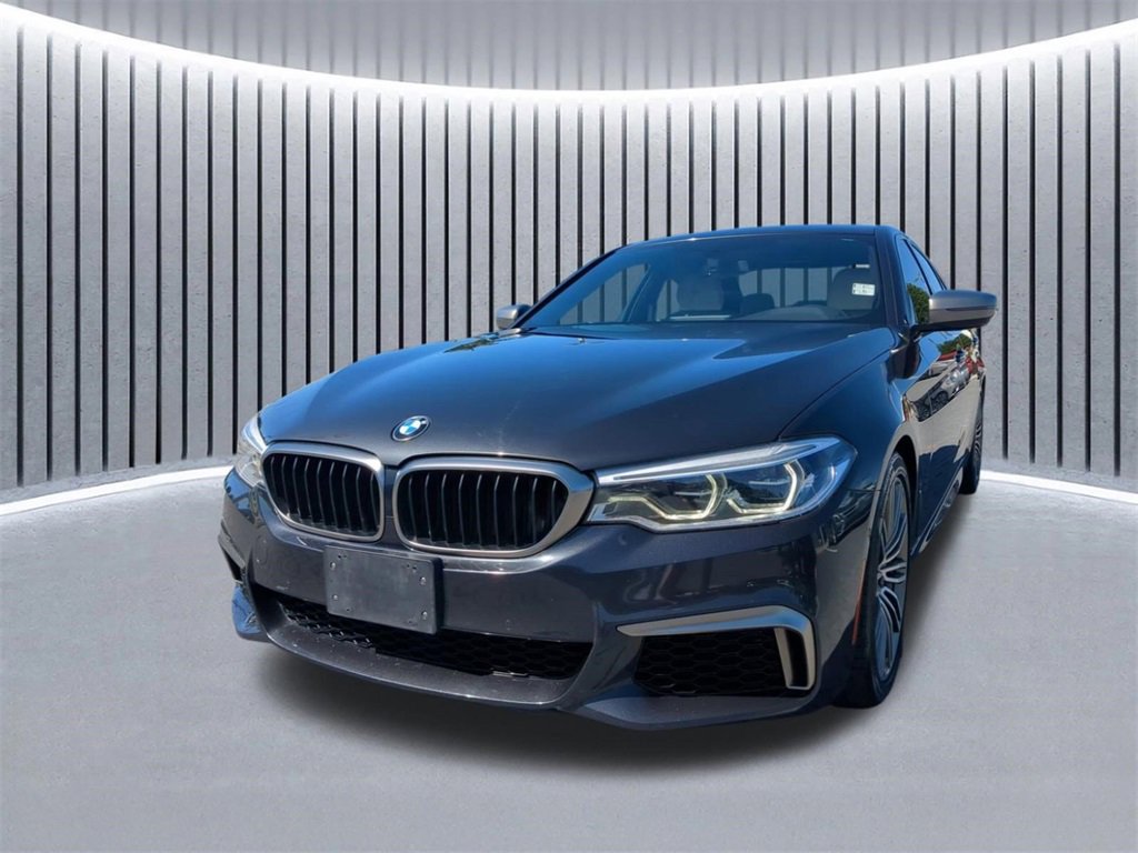 Used 2018 BMW M550i xDrive image 9