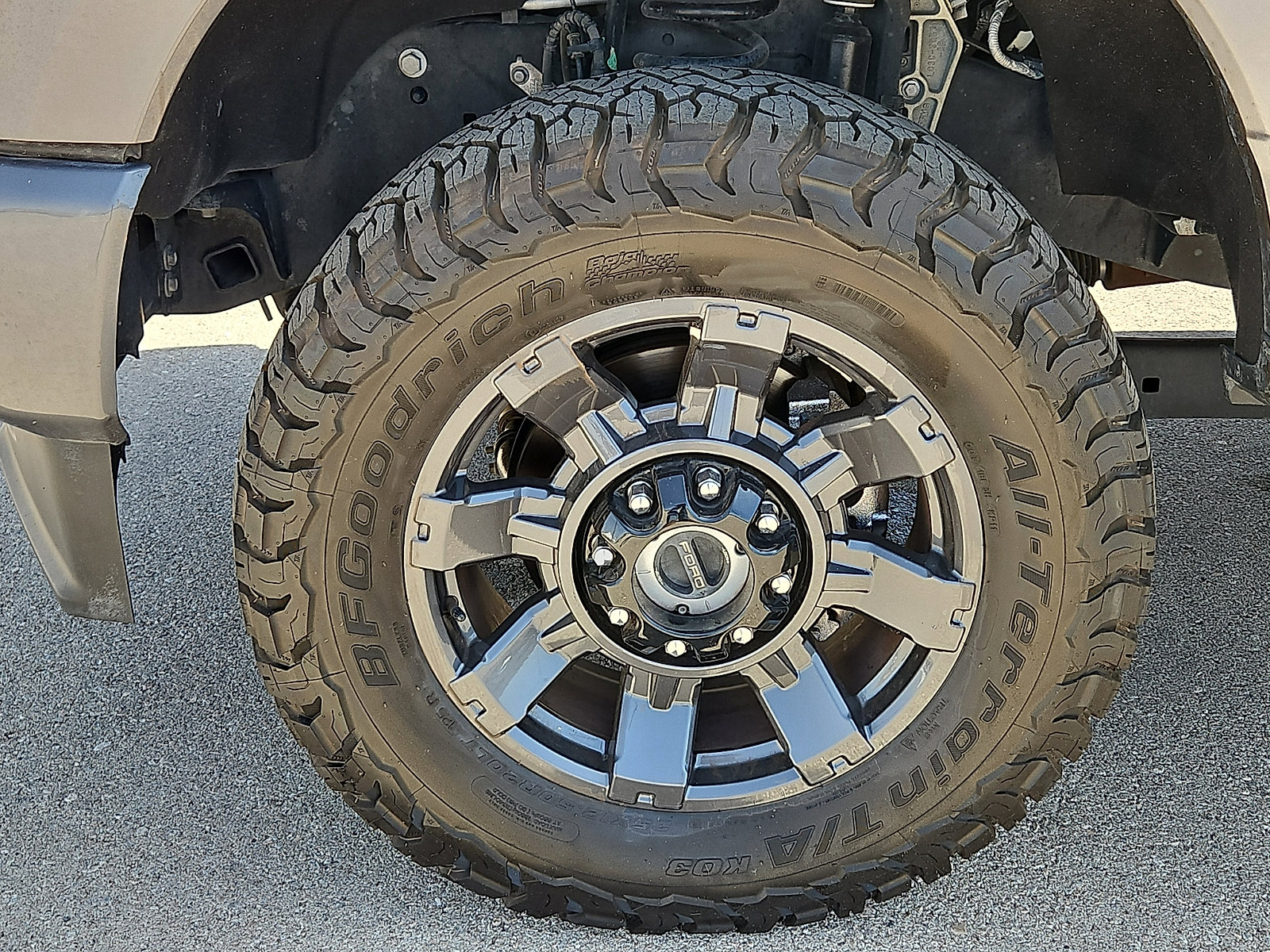 Used 2023 Ford F250 Lariat w/ Lariat Ultimate Package image 8