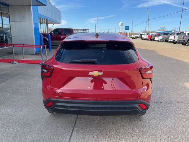 New 2026 Chevrolet Trax LS image 5