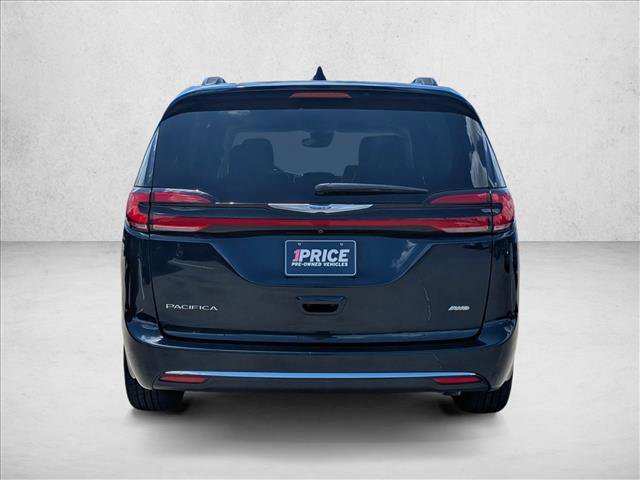 Used 2022 Chrysler Pacifica Touring-L AWD/4WD image 6