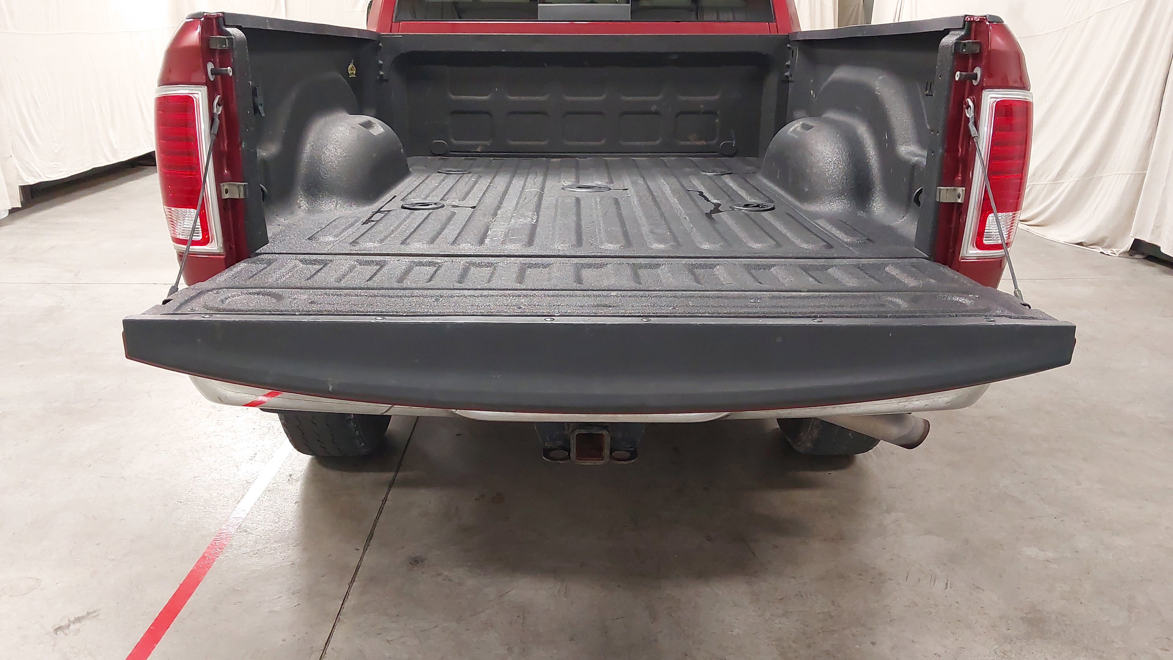 Used 2015 RAM 2500 Laramie AWD/4WD image 26