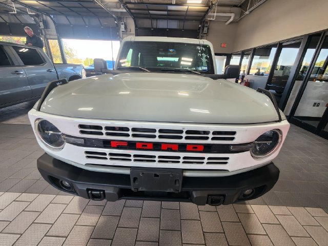 Used 2024 Ford Bronco Heritage Edition AWD/4WD image 2