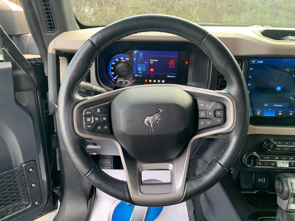 Used 2022 Ford Bronco Wildtrak image 27