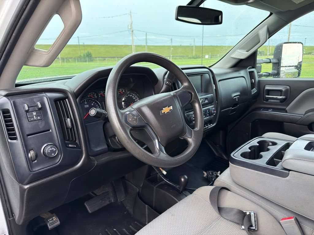 Used 2019 Chevrolet Silverado 2500 W/T AWD/4WD image 16